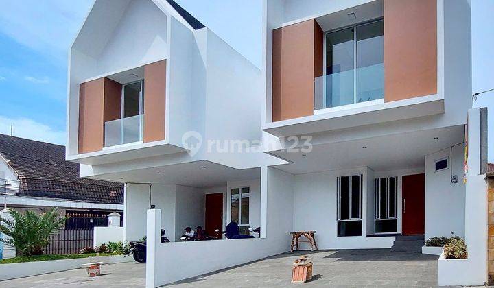 Rumah Modern Tropical Di Pejaten Barat Jakarta Selatan 1