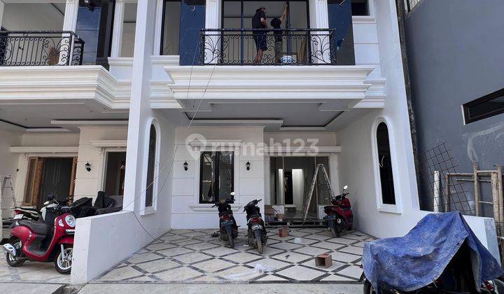 Rumah Dalam Townhouse Akses 2mobil Di Jagakarsa Jakarta  1