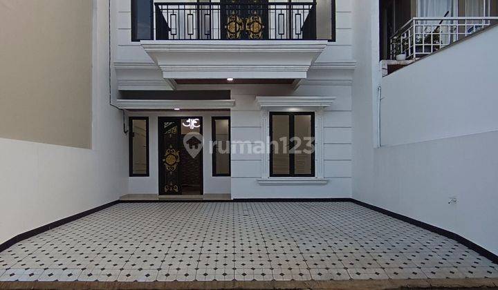 Rumah Modern Di Jagakarsa Jakarta Selatan 1