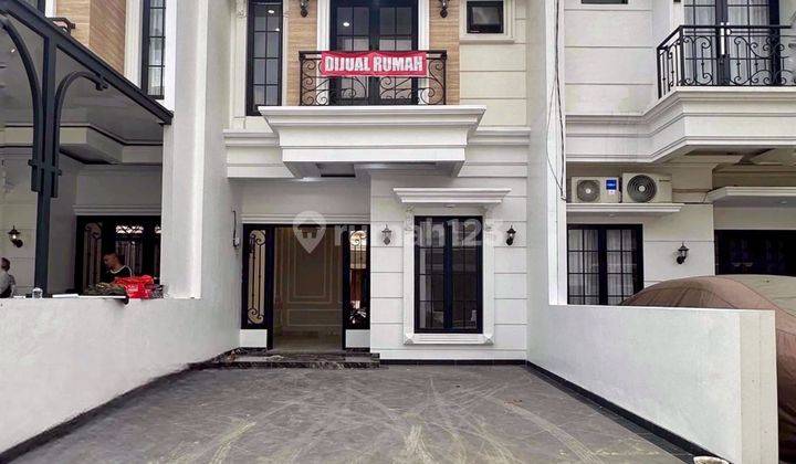 Rumah Cantik Mewah Dalam Townhouse Di Jakarta Selatan 1