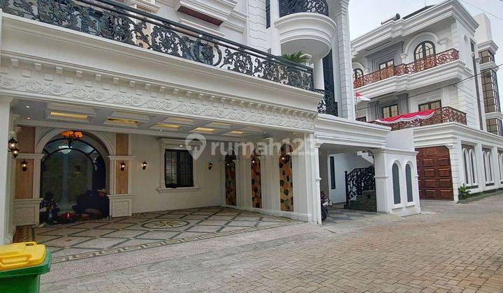 Rumah Mewah Dekat Akses Cilandak Dalam Townhouse 2