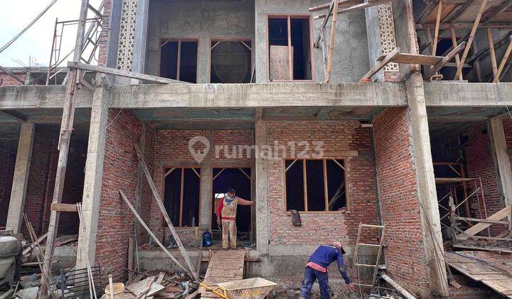 Rumah Baru Dalam Townhouse Akses 2mobil Di Batu Ampar Condet 1