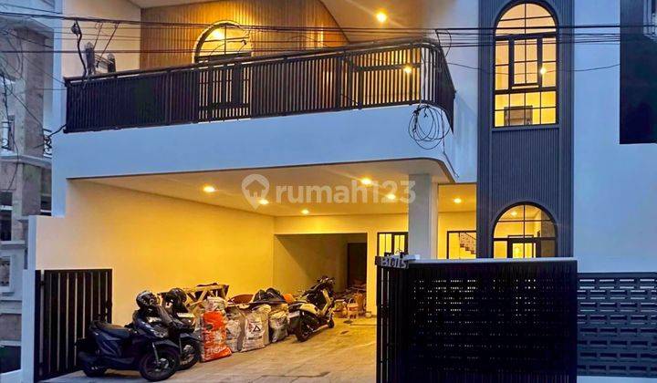 Rumah Mewah Di Ampera Dekat Kemang Jakarta Selatan 1