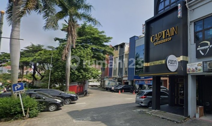 Shop House for Sale, Land Area:68 (4X17), Building Area:280m2, SHM, Southwest, Daan Mogot Baru, West Jakarta (Erw) 2