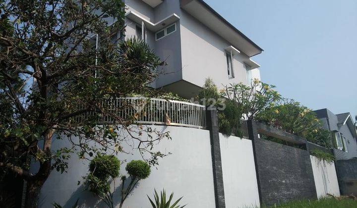 Dijual Rumah Mewah Design Sendiri SHM Lokasi di Duta Garden Semi Furnished 2