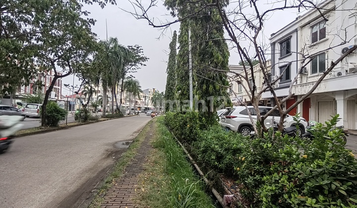 Terraced Shophouse for Rent, Land Area 8x16 (128), Building Area: 256M2, 2 floors, North, Taman Surya 5 Complex, West Jakarta. 2