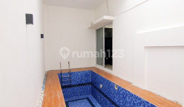 Rumah dijual, konsep minimalis modern LT:120(8x15),LB:168, 2lt, 3+1KT, 2KM , SHM Citra 8, Jak-bar (Mar) 2