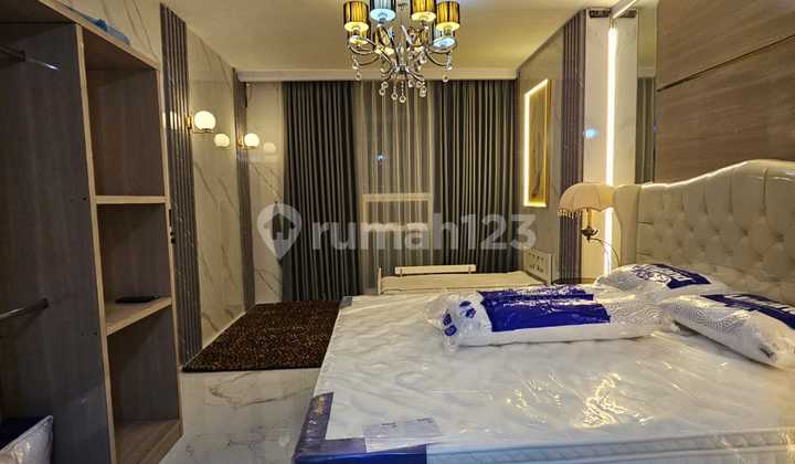 Ancol Mansion, Pacific Tower Apartment, located on the swimming pool-facing floor, Strategic 2