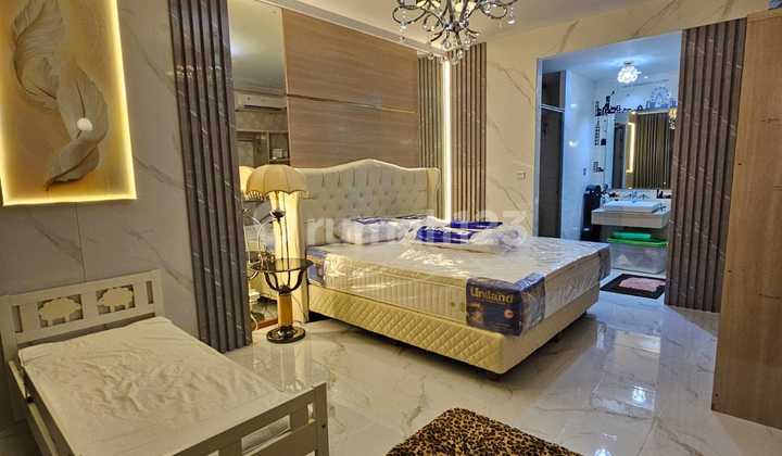 Ancol Mansion, Pacific Tower Apartment, located on the swimming pool-facing floor, Strategic