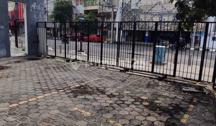 Ruko 3,5 Lantai Strategis Jl Gajah Mada Semarang 2