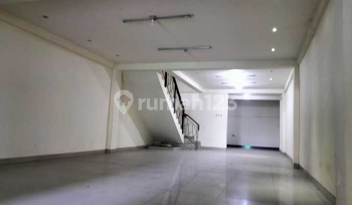 Row House 3 Units in Green Garden, Main Road 2