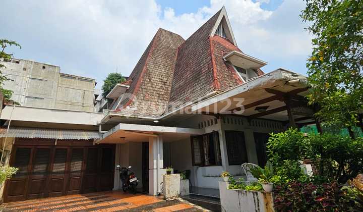 Asri House in Menteng, Central Jakarta