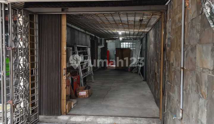 Rumah di Jl di Panjaitan Semarang,Sangat Strategis untuk Anda 1