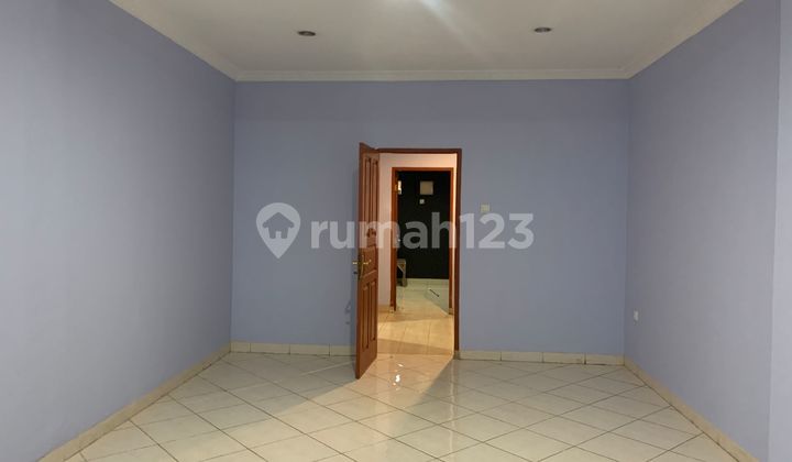 Rumah.2.lantai.dekat Green Lake, Duri.kosambi Jakarta.barat 2