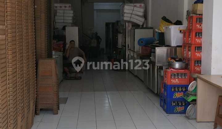 Ruko 3 Lantai di Kedoya Pesing, Jakarta Barat, letak strategis. 2