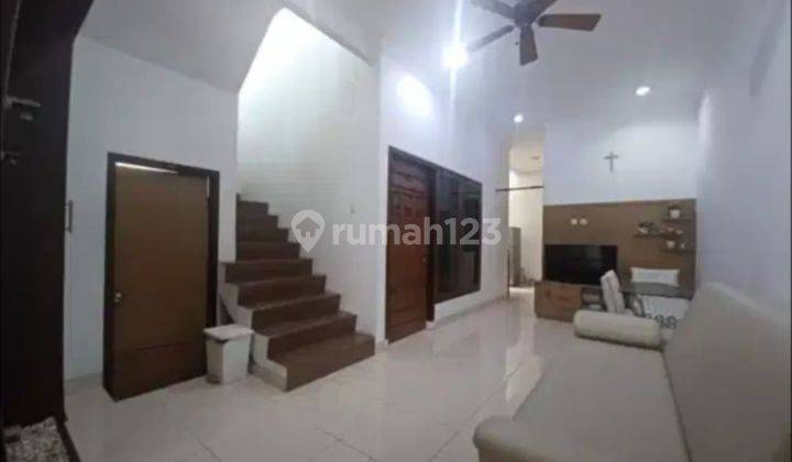 Dijual Rumah 2 Lantai di Green Garden Jakarta Barat Ry  2