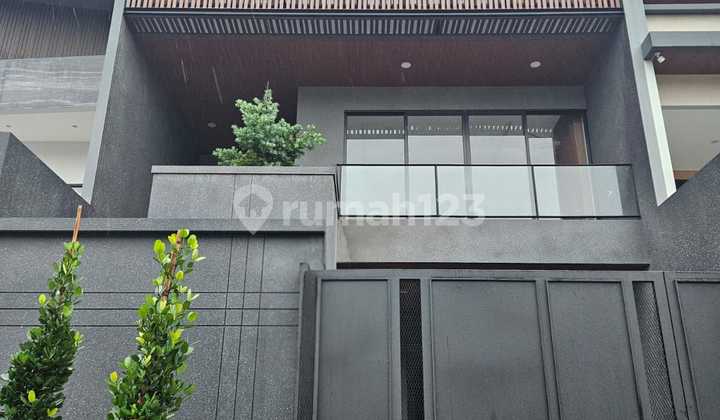 Rumah Brand New.3 Lantai.di Permata Buana Jakarta Barat (Re) 2