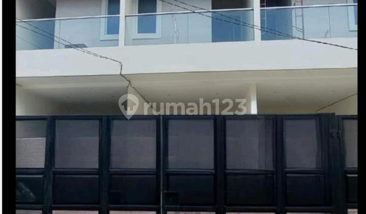 Rumah Brand New 2 lantai di Sunrise Garden Jakarta Barat