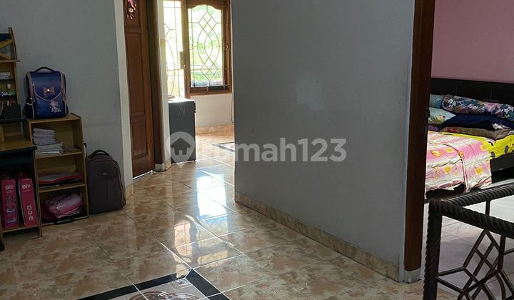 Rumah.2 1/4 Lantai.di Tomang Jakarta Barat Dekat Kampus Trisakti.dan Untar.(Ed)