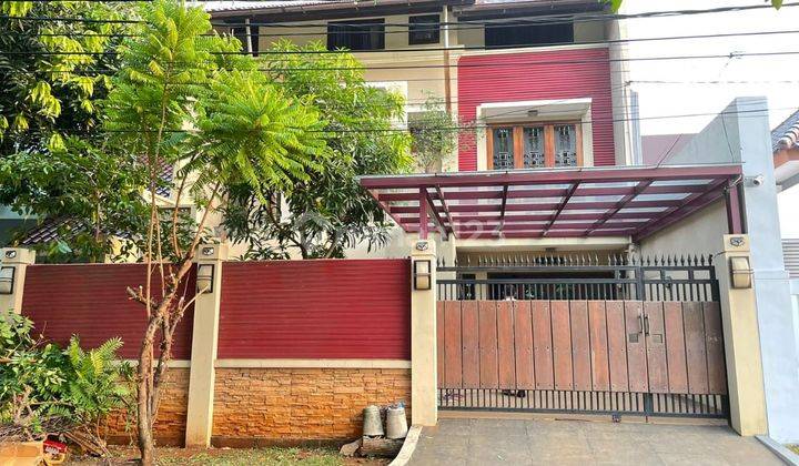 Rumah 3 Lantai Dan 6 Kamar di Perumahan Jatinegara Indah Jakarta Timur 1