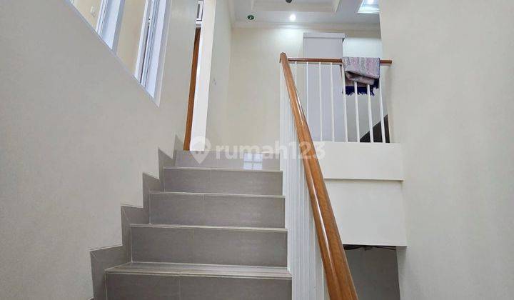 di Dijual Rumah Strategis Di Kawasan Metland Menteng, Cakung Jakarta Timur  2