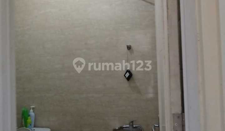 Dijual Rumah di Metland Menteng Cluster Savana 2