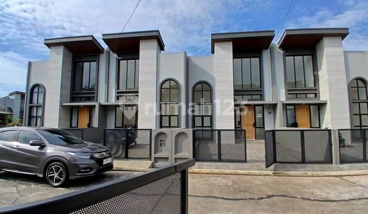 Rumah siap huni di Cluster HANGTUAH TIPE SKY VIEW, GRAND RESIDENCE CITY, BEKASI 