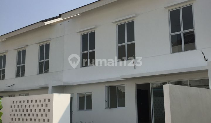 Dijual Rumah  Palmspring JGC  Hadap Utara  Full Furnish  Type L10 