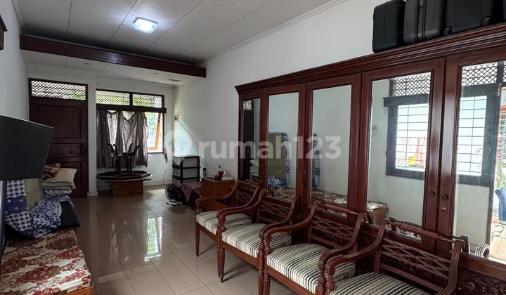 Dijual rumah di Cempaka Putih  2