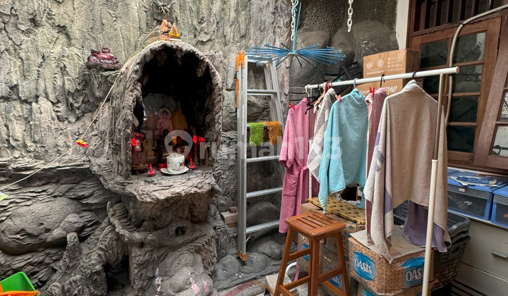 For Sale House in Metland Menteng, East Jakarta 2