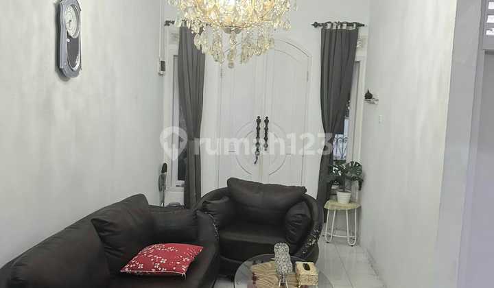 Dijual rumah 2,5lantai di Perumnas kelender, Jakarta Timur, selangkah ke pasar klender 2