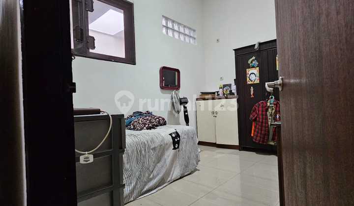 Jual Cepat Rumah Full Renov Cantik Modern di Pulo Gebang Permai 2