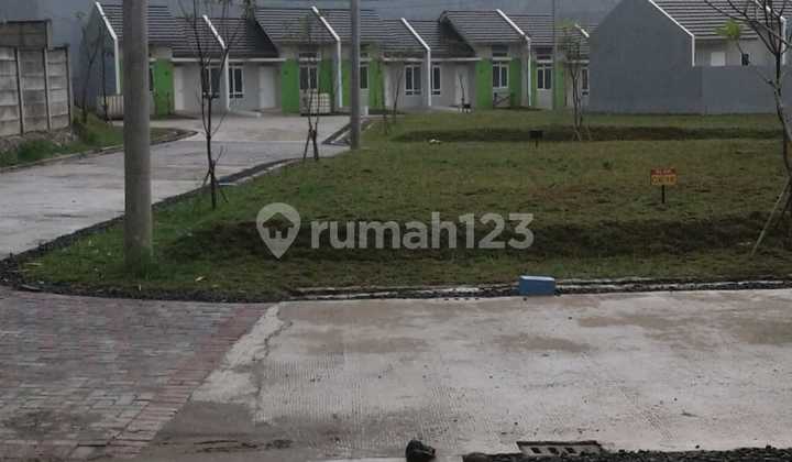 house for sale in Sentraland - Maldives Cluster - Parung house for sale in Sentraland - Maldives Cluster - Parung