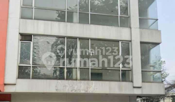 Disewakan Ruko Gandeng Hook di Tebet, Jakarta Selatan
