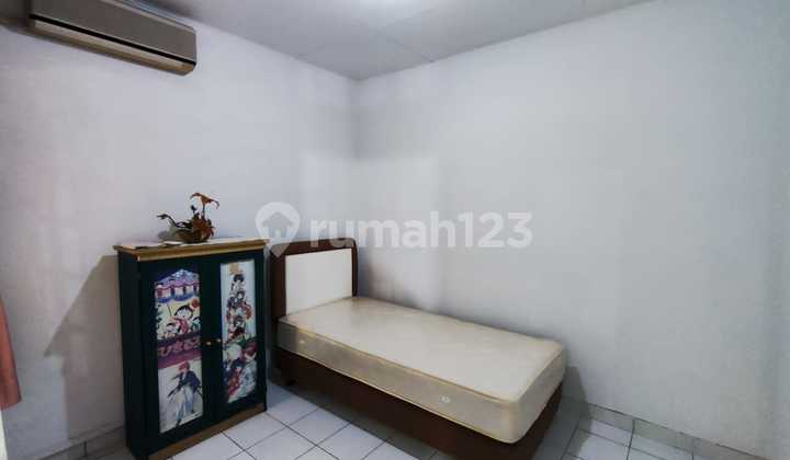 Dijual Rumah di Griya Loka BSD City, Strategis dan Turun Harga! 2