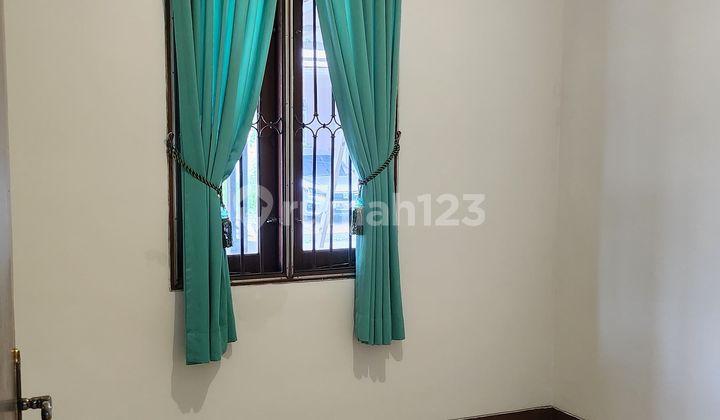 Rumah Dijual 1,5 Lantai Termurah di Sutera Jelita, Alam Sutera 2
