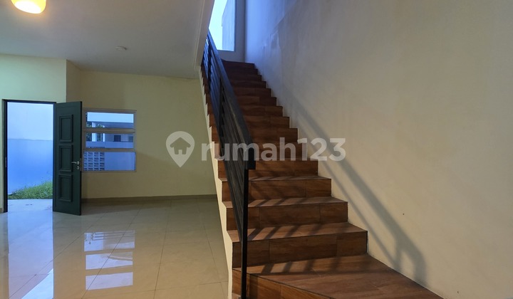 Dijual Rumah Rapi Siap Huni & Tidak Banjir di Banjar Wijaya Dijual Rumah Rapi Siap Huni & Tidak Banjir di Banjar Wijaya