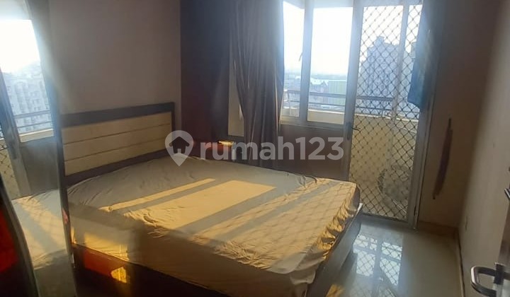 Paladian Park Apartment  
2 BR Furnished, Kelapa Gading