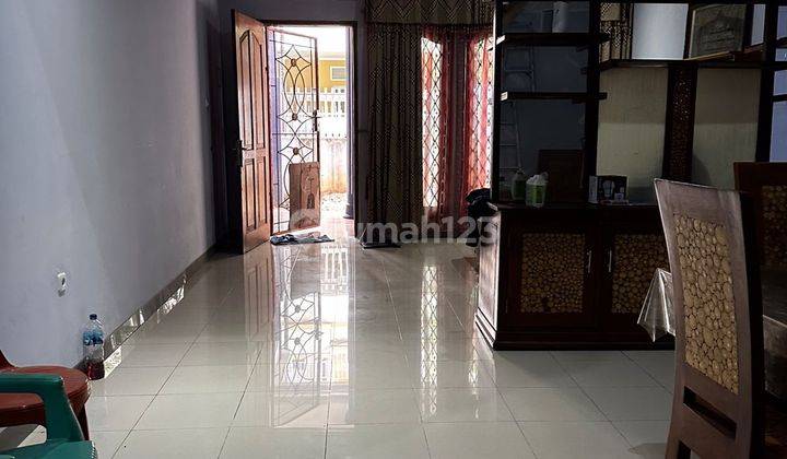 Rumah Semi Furnished 2 Lantai di Cempaka Putih, Jakarta Pusat  1