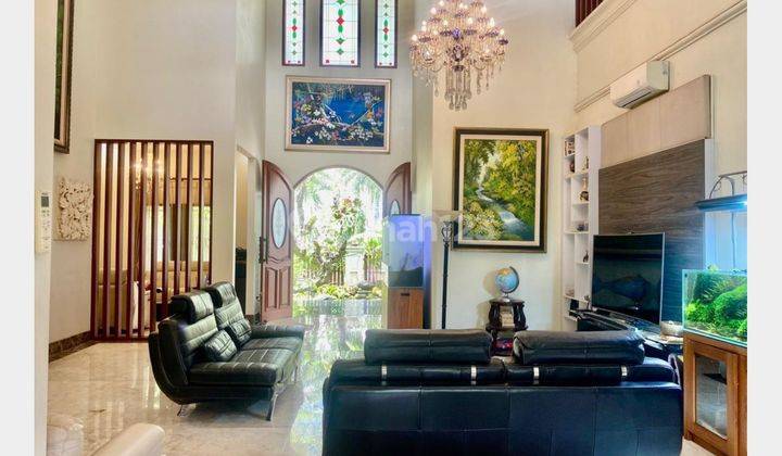 Rumah Mewah Classic Tanjung Barat Jakarta Selatan dengan Kolam Ikan KOI 2