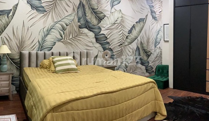 Rumah Hoek Tropical Design Harapan Indah – FULL FURNISHED 2