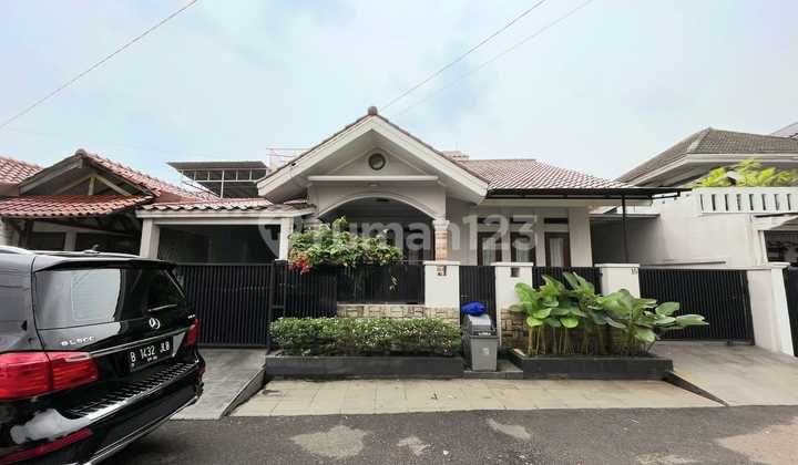 Rumah Larangan Indah, Tangerang 1