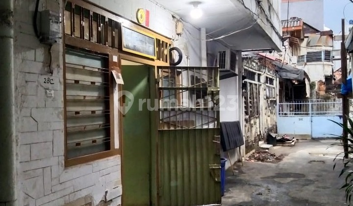 Rumah Minimalis Kebon Jeruk, Taman Sari Jakarta Barat 1