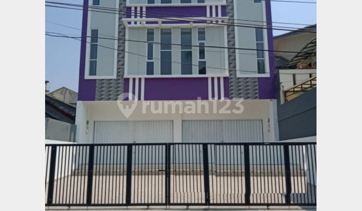 Ruko 3 Lantai Gading Griya Lestari di Kelapa Gading Ruko 3 Lantai Gading Griya Lestari di Kelapa Gading