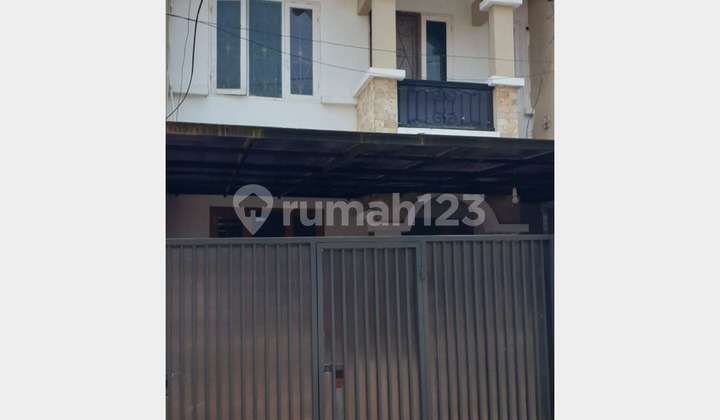 Rumah Semi Furnished di Gading Arcadia