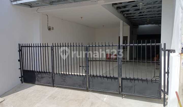 Rumah Besar 5 Kamar di Koja, Jakarta Utara