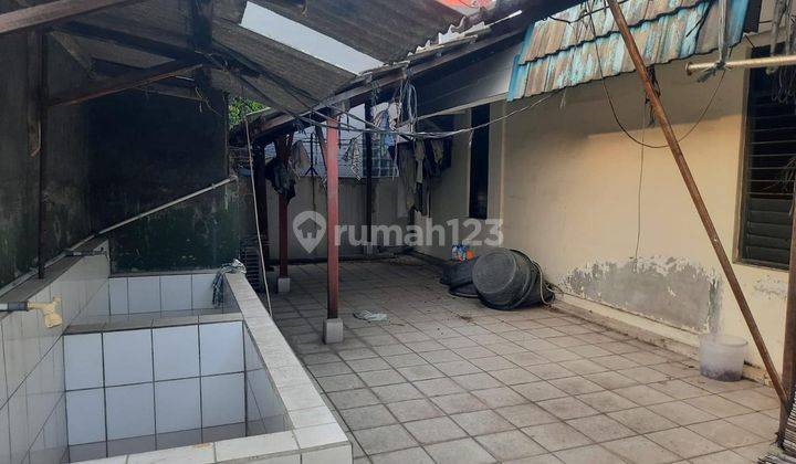 Dijual Rumah 2 Lantai Dan 2 Kios Strategis di Pisangan Pulogadung 2