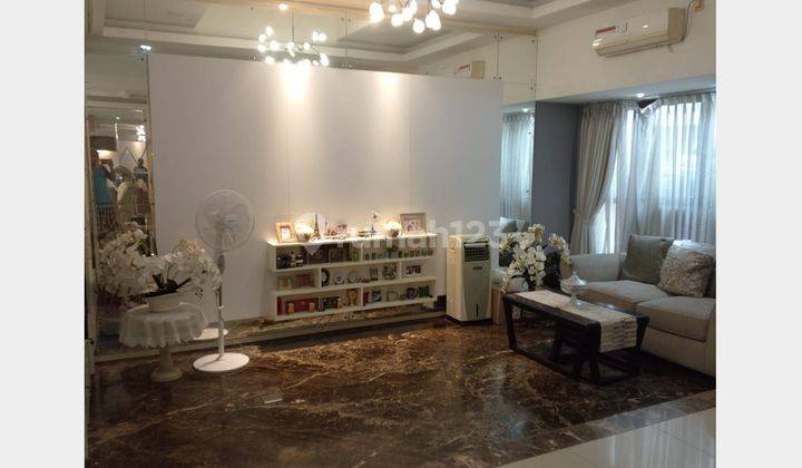 Rumah Cluster Lantana Furnished dengan Taman di JGC Cakung 1