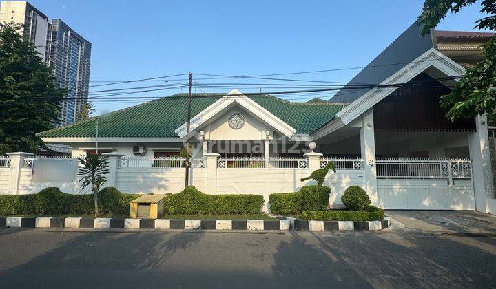 Rumah Bagus Unfurnished SHM di Kris Kencana Sari Mayjen Sungkono, Surabaya 1