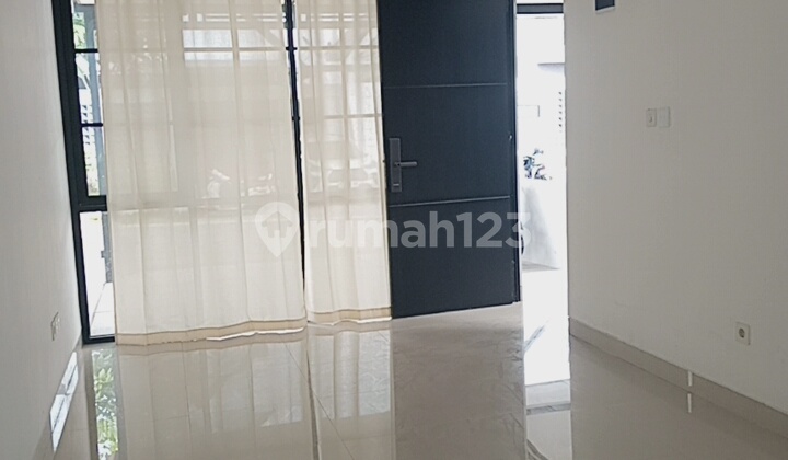 Rumah Bagus Diperumahan Elit  2